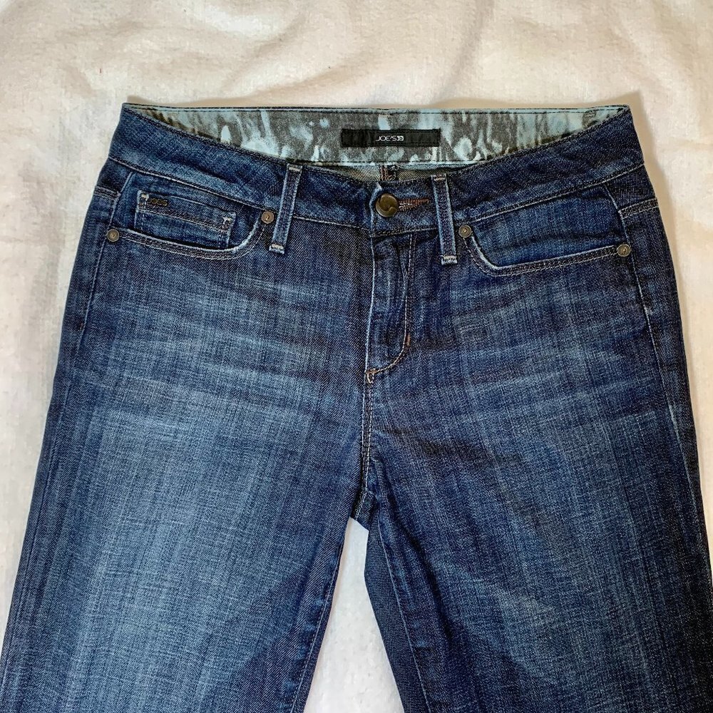 Joe's Jeans boot cut jeans, Muse cut Size 26, Lightweight, medium wash